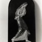 Fénykép - Madonna Gyermekkel, dombormű, fajansz, Pietro Melandri, Faenza, 1925 körül