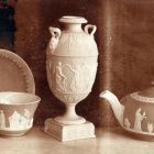 Fénykép - csésze, váza, teáskanna, Wedgwood, 1800 körül,Wartha Vince gyűjteményéből