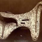 Műtárgyfotó - Zsigmond-kori csontnyereg az 1876. évi műipari kiállításon a Batthyány család gyűjteményéből