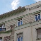 Épületfotó - a Weiss-ház (Budapest, Szent István krt. 12.) keleti oldalhomlokzatának részlete