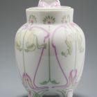 Díszedény fedéllel