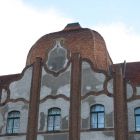 Épületfotó - az Erzsébet nőiskola (Budapest, Ajtósi Dürer sor 37.) főhomlokzata – a központi álkupola