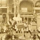 Kiállításfotó - szobrok a Grand Palais-ban, az 1900-as Párizsi Világkiállításon