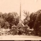 Fénykép - Johann Ferdinand Hetzendorf von Hohenberg (? -1816) építész és Benedikt Henrici (? -1799) szobrász: Obeliszk szökőkút,
schönbrunni kastélypark, 1777
