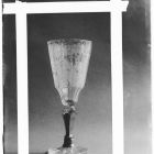 Üvegnegatív - pohár, köszörült cseh üveg, 18.sz.