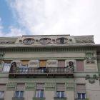 Épületfotó - a Weiss-ház (Budapest, Szent István krt. 12.) főhomlokzatának részlete